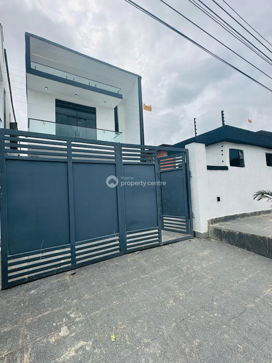 5 Bedroom Detached Duplex